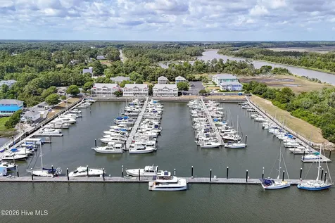 5113 Minnesota Drive SE Southport NC 28461