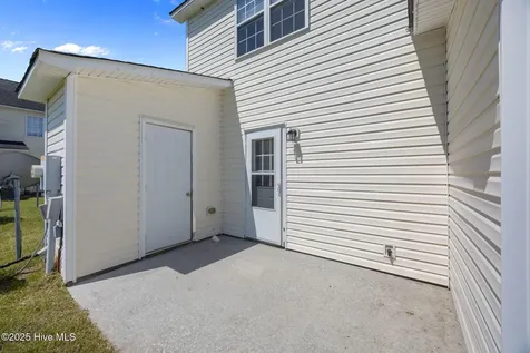 911 Springwood Drive Jacksonville NC 28546