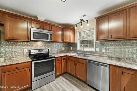 282 Faison W Mcgowen Road Kenansville NC 28349