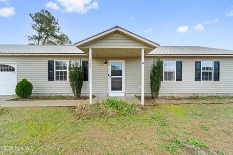 282 Faison W Mcgowen Road Kenansville NC 28349
