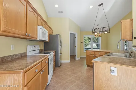 101 Robbie Lane New Bern NC 28562