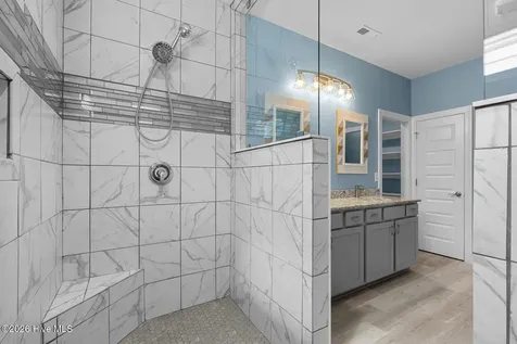 402 King Richard Court Jacksonville NC 28546
