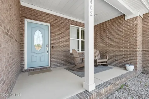 402 King Richard Court Jacksonville NC 28546