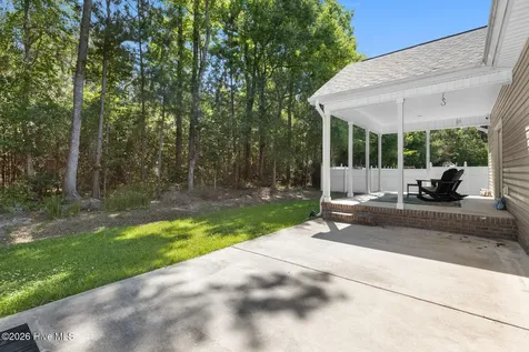 402 King Richard Court Jacksonville NC 28546