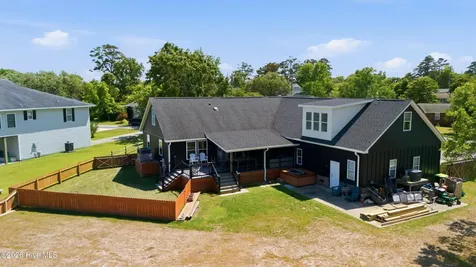 201 Mansfield Parkway Morehead City NC 28557
