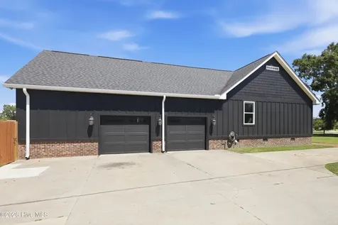 201 Mansfield Parkway Morehead City NC 28557