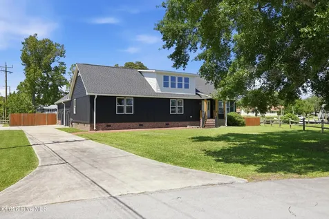 201 Mansfield Parkway Morehead City NC 28557