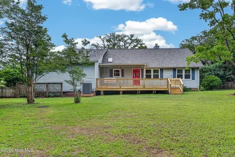 209 River Reach Drive Swansboro NC 28584