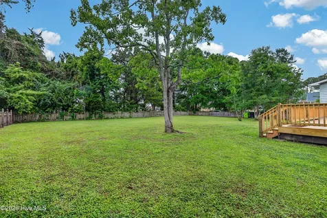209 River Reach Drive Swansboro NC 28584