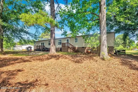 246 Farmhouse Court Sanford NC 27332