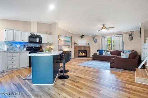 246 Farmhouse Court Sanford NC 27332