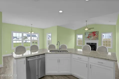 2022 Tarpon Trail New Bern NC 28562