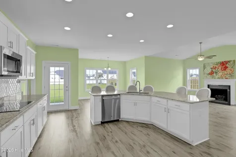 2022 Tarpon Trail New Bern NC 28562