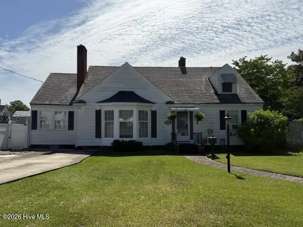 104 Locust Street Elizabeth City NC 27909