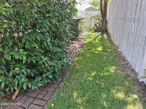 104 Locust Street Elizabeth City NC 27909
