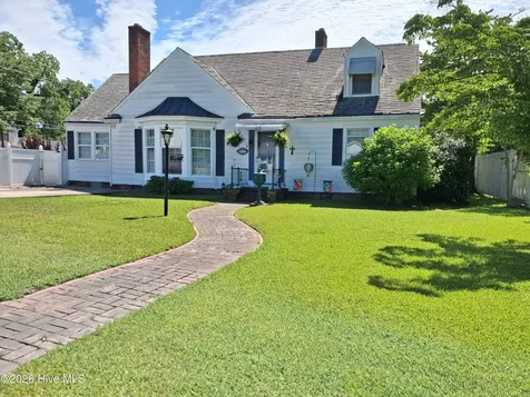 104 Locust Street Elizabeth City NC 27909