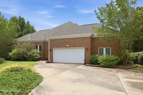 105 Pine Bluff Drive Morehead City NC 28557