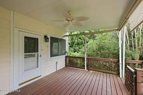 105 Pine Bluff Drive Morehead City NC 28557