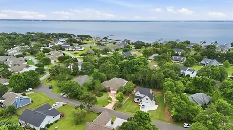 105 Pine Bluff Drive Morehead City NC 28557