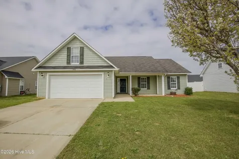 196 Lochwood Drive Raeford NC 28376
