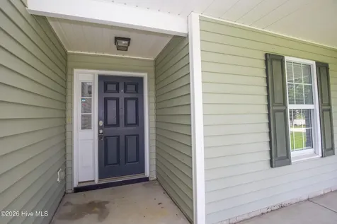 196 Lochwood Drive Raeford NC 28376