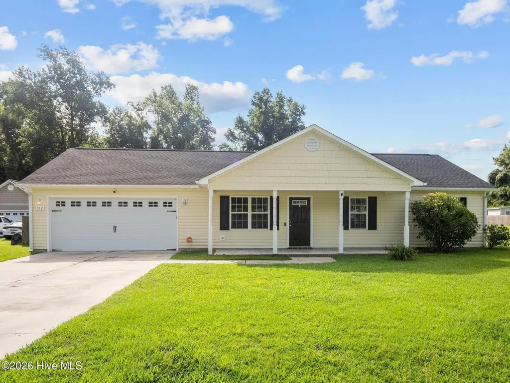 312 Reid Court N Jacksonville NC 28540