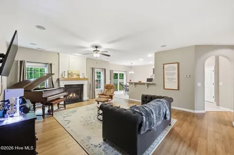 319 Palisades Way New Bern NC 28560