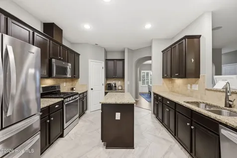 319 Palisades Way New Bern NC 28560