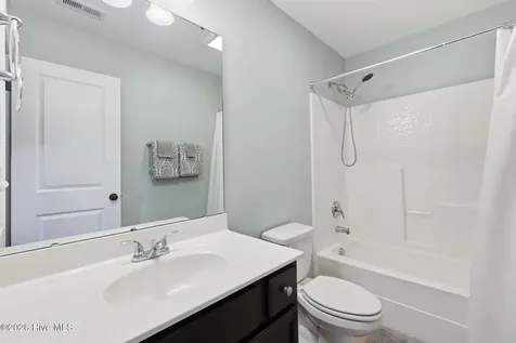 319 Palisades Way New Bern NC 28560