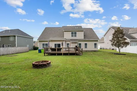 319 Palisades Way New Bern NC 28560