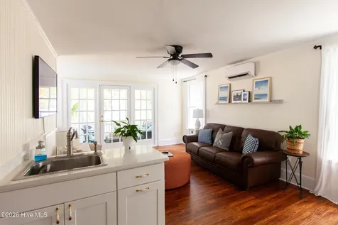 704 E Front Street New Bern NC 28560