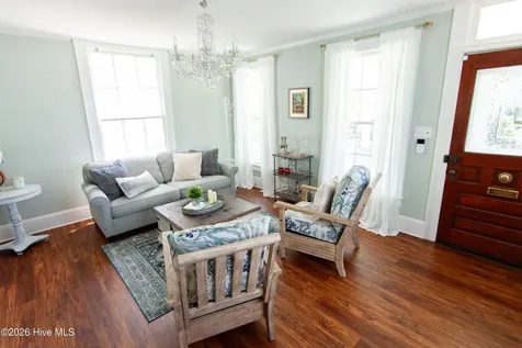 704 E Front Street New Bern NC 28560