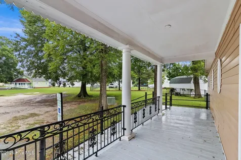 420 S Main Street Laurinburg NC 28352