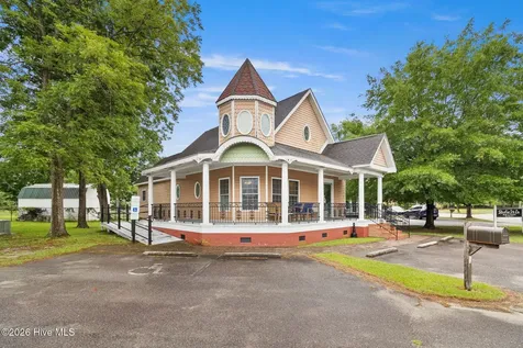 420 S Main Street Laurinburg NC 28352