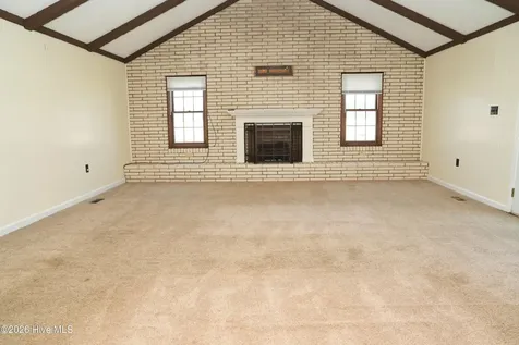 4556 Garland Highway Clinton NC 28328