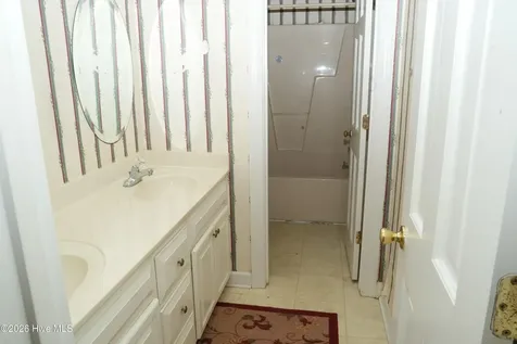 4556 Garland Highway Clinton NC 28328