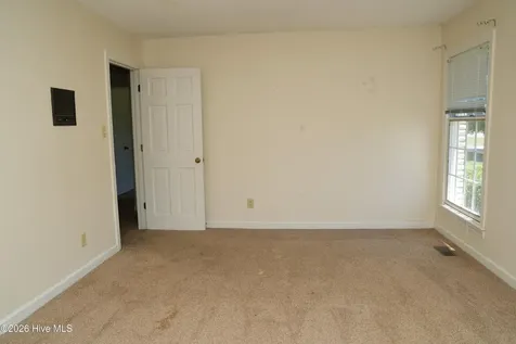 4556 Garland Highway Clinton NC 28328