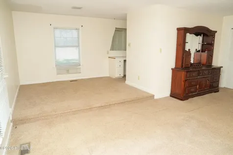 4556 Garland Highway Clinton NC 28328