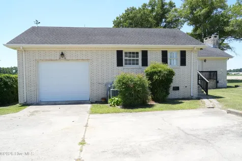 4556 Garland Highway Clinton NC 28328