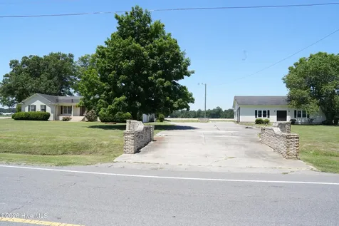 4556 Garland Highway Clinton NC 28328
