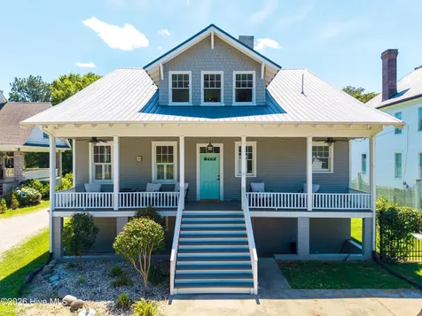 206 S King Street Windsor NC 27983