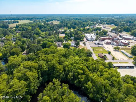 206 S King Street Windsor NC 27983