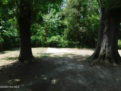 7 First Street Laurinburg NC 28352