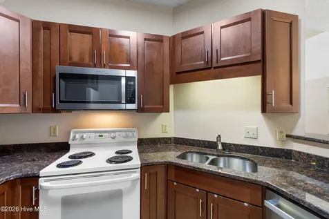 1176 Shipyard Boulevard Wilmington NC 28412