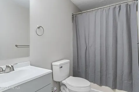 1176 Shipyard Boulevard Wilmington NC 28412