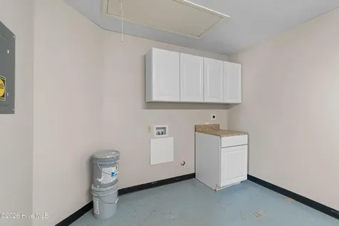 1176 Shipyard Boulevard Wilmington NC 28412