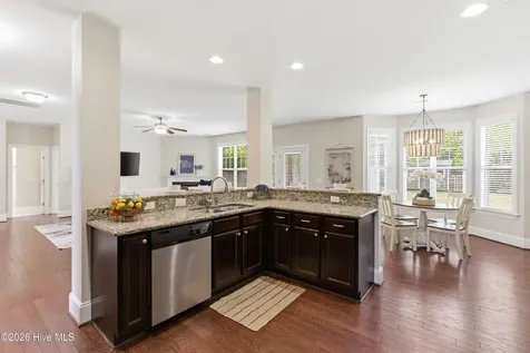 533 Julia Drive Wilmington NC 28412