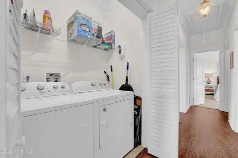 103 Beachwood Drive Surf City NC 28445