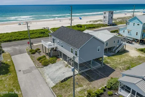 103 Beachwood Drive Surf City NC 28445