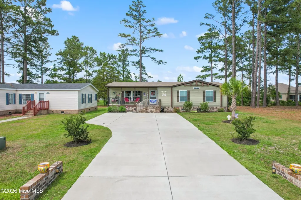 835 Bogie Lane SW Carolina Shores NC 28467